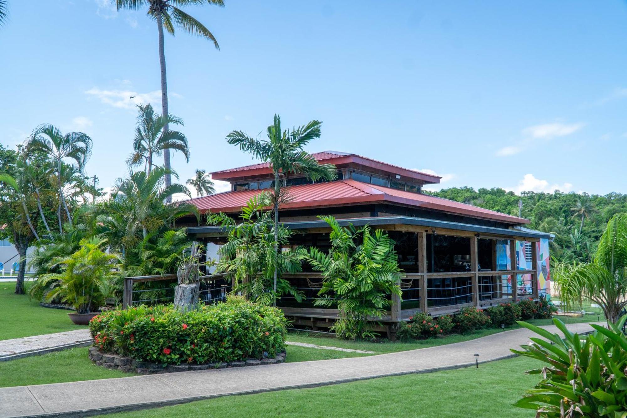 Parador El Faro Aguadilla Kültér fotó