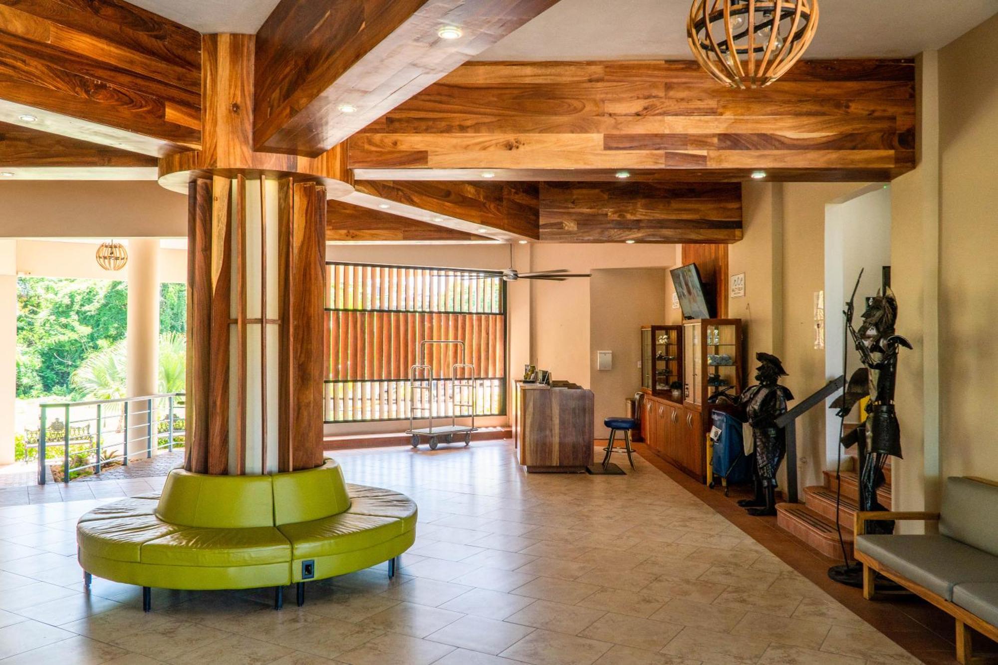 Parador El Faro Aguadilla Kültér fotó